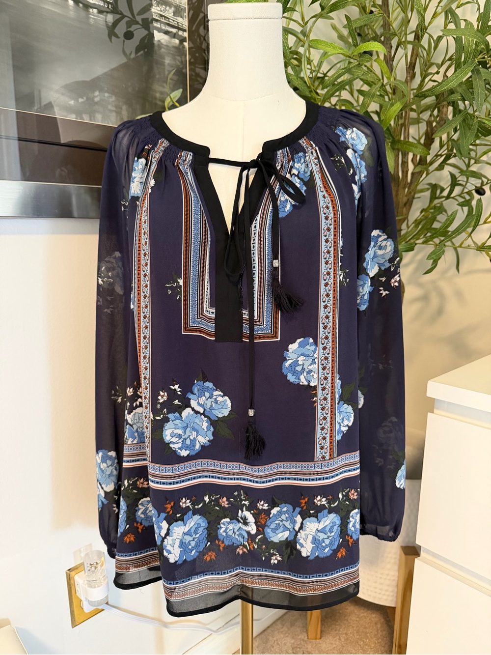 DR2 Floral Border Print Tassel Tie Peasant Blouse Size M